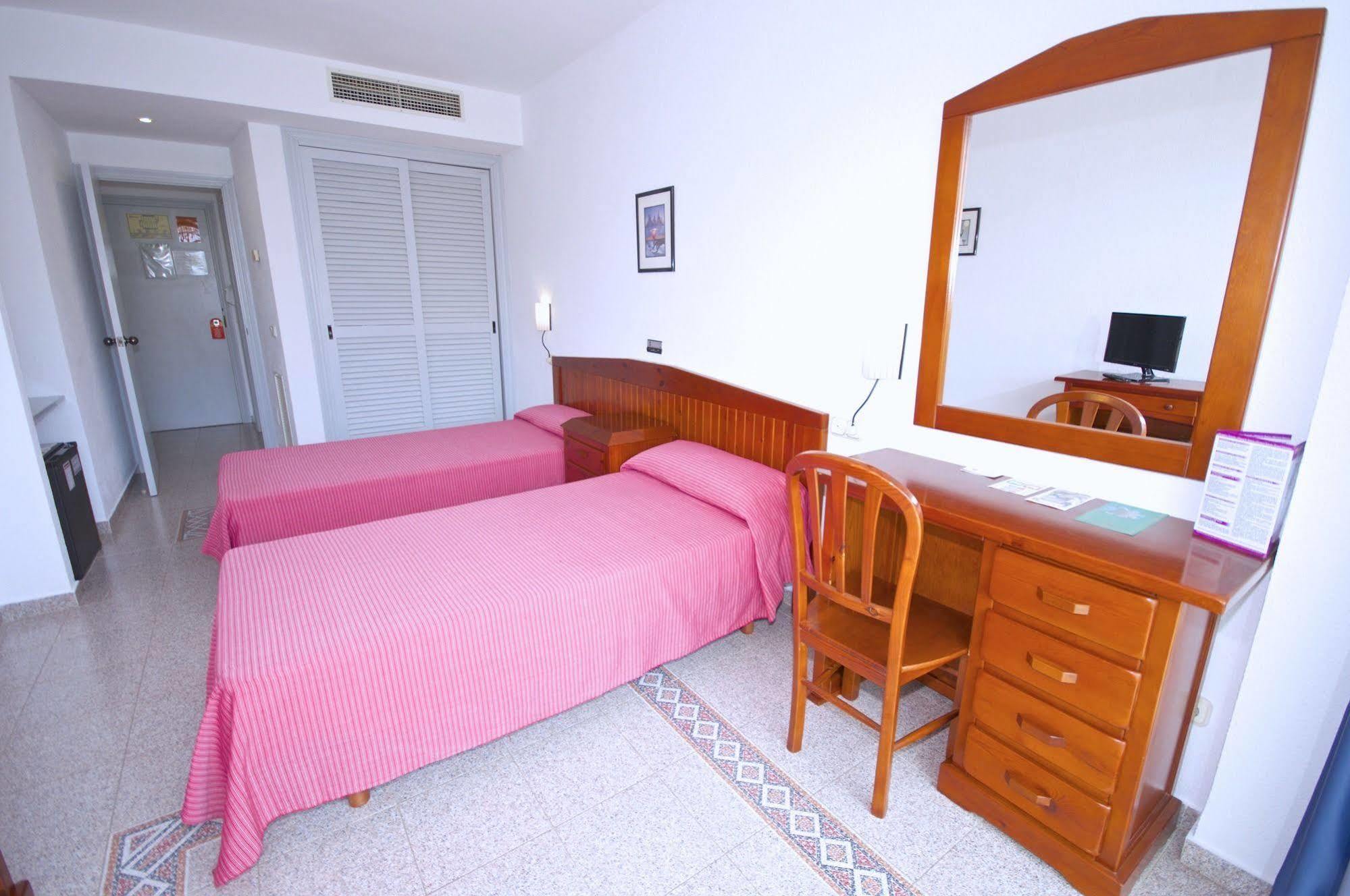 Hostal Molins Park Ibiza Exterior foto